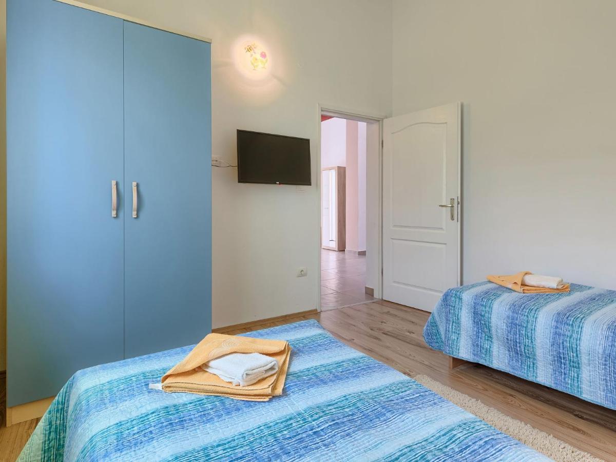 Holiday Home Goldi - Voj512 By Interhome Mednjan 外观 照片